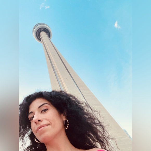 Meet your Posher - Picture 1 of 1